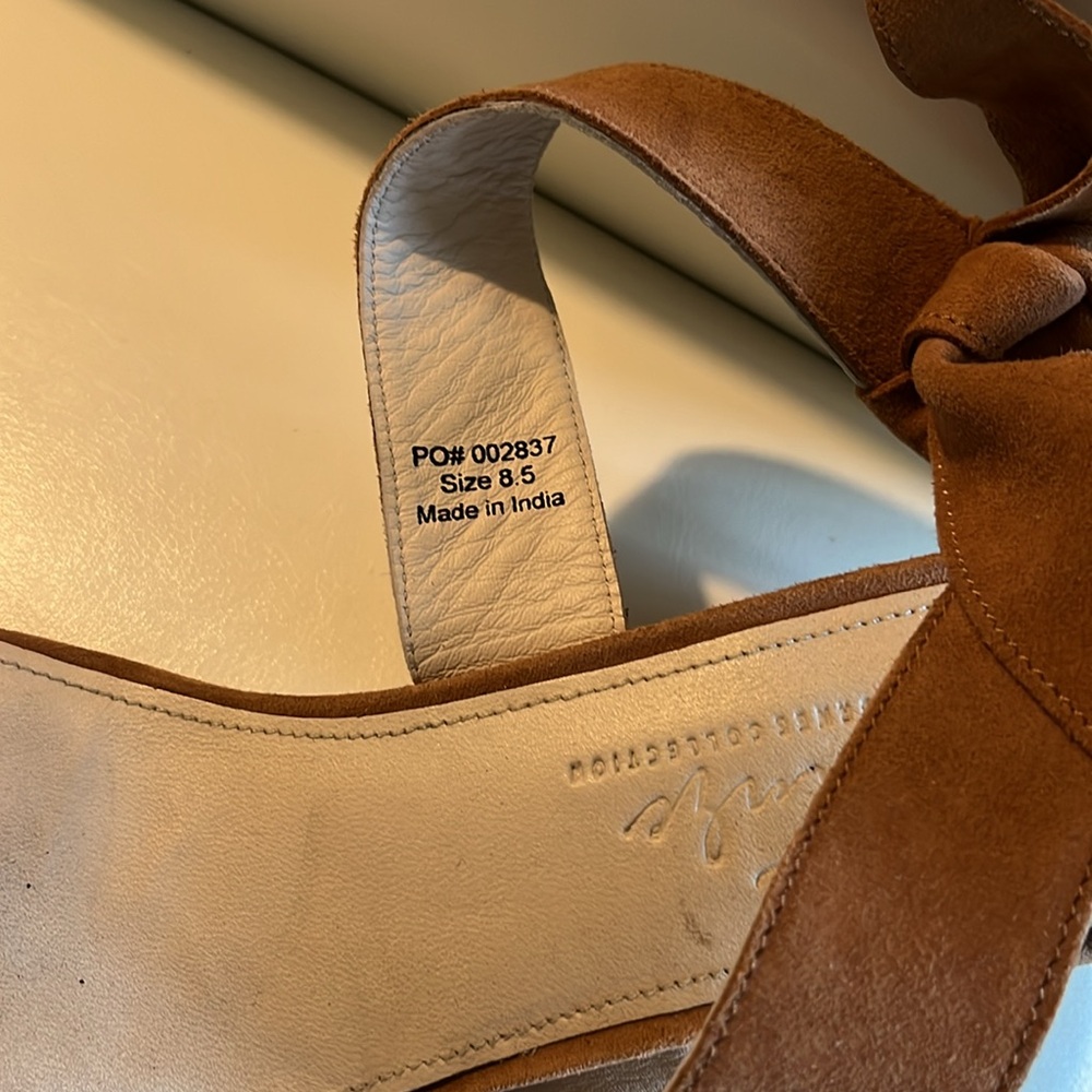 Signature By JOURNEE COLLECTION HEELS - Picture 7 of 12